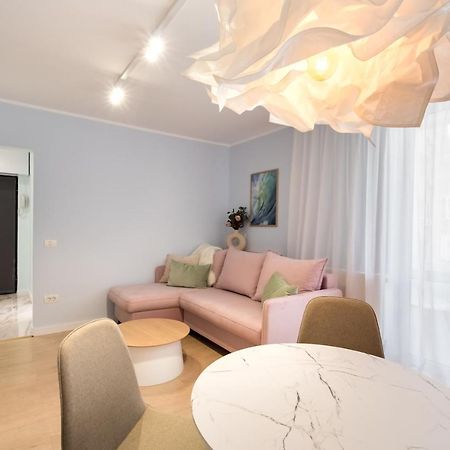 Candy Land Downtown Apartment Boekarest Buitenkant foto
